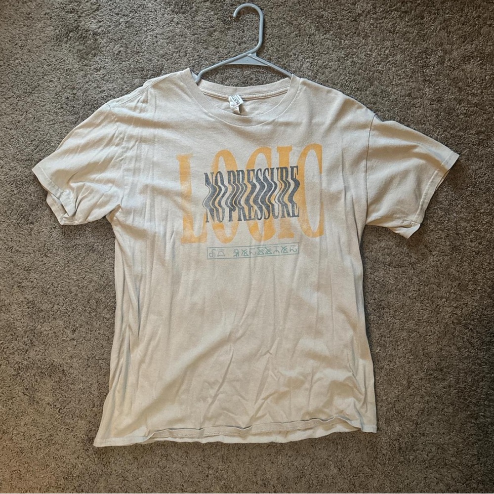 Logic No Pressure Cream Graphic Tee